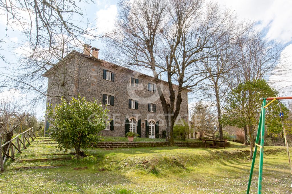 Property photo 1 of 70