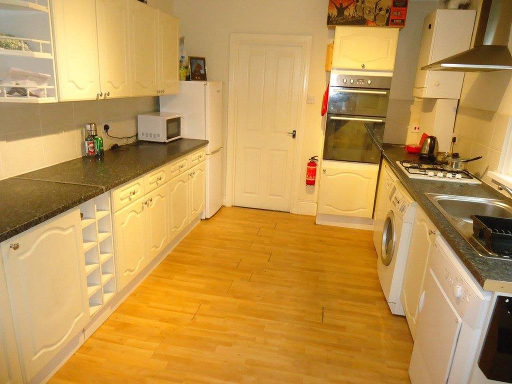 Property photo 1 of 6 16177533_865707726902797_4418922222543632870_O