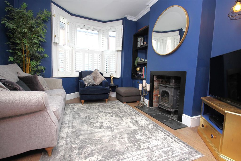 Property photo 2 of 18 Img_9237.Jpg