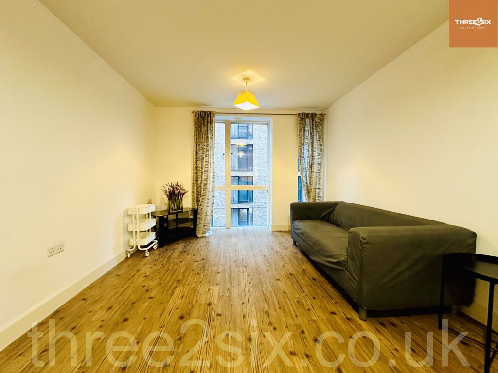 Property photo 3 of 7 Gallery