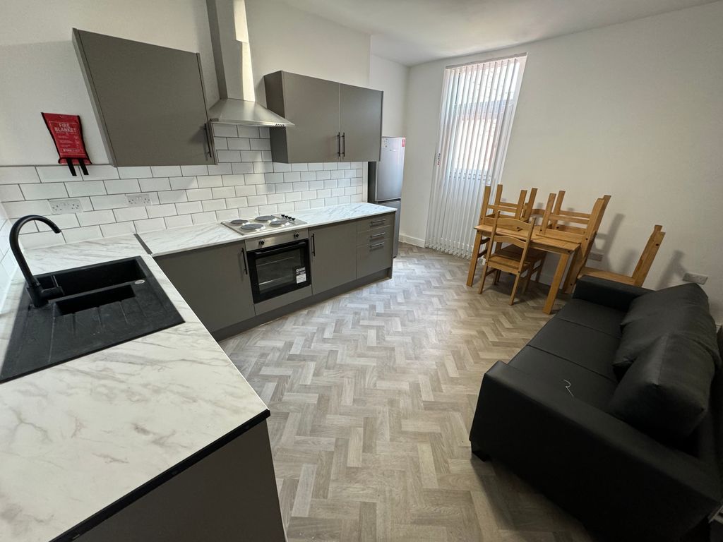Property photo 1 of 15 Img_0224