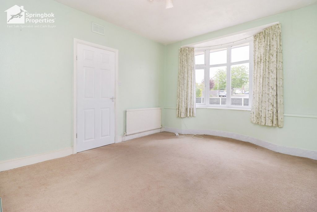 Property photo 3 of 17 Image 2
