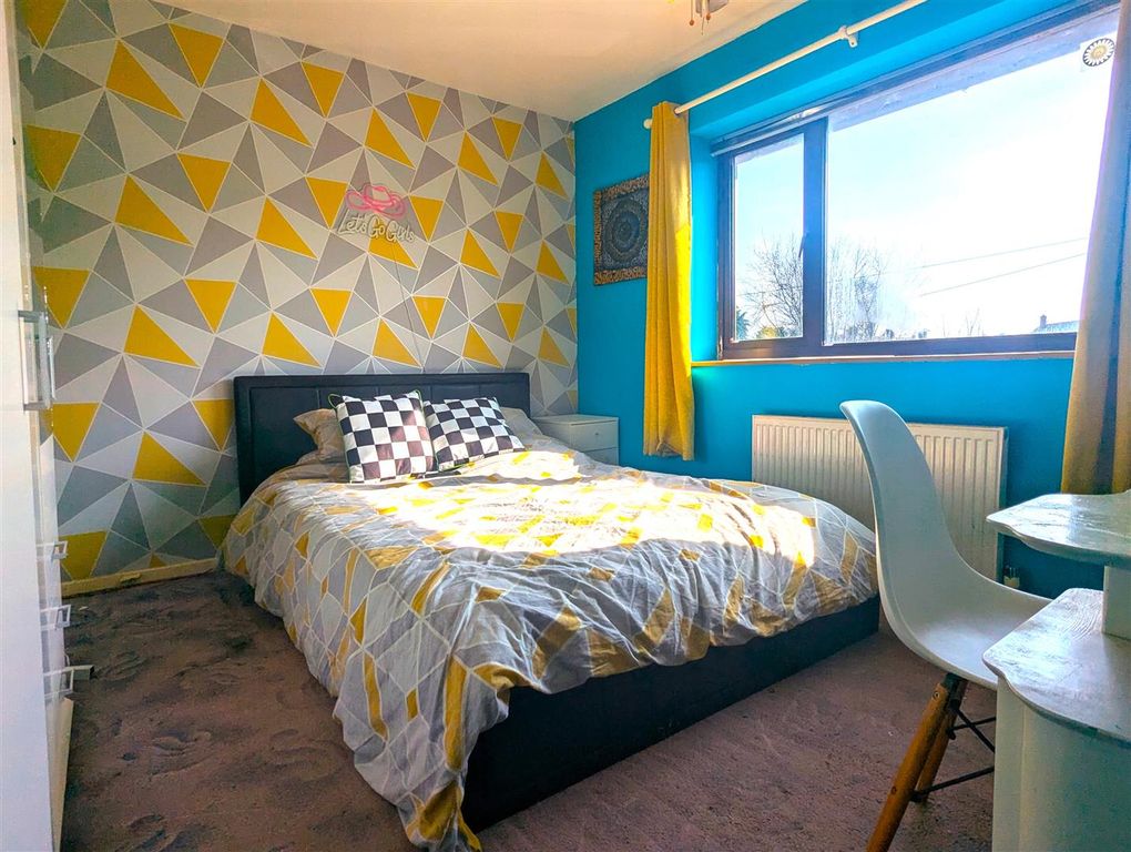 Property photo 2 of 8 Second Bedroom