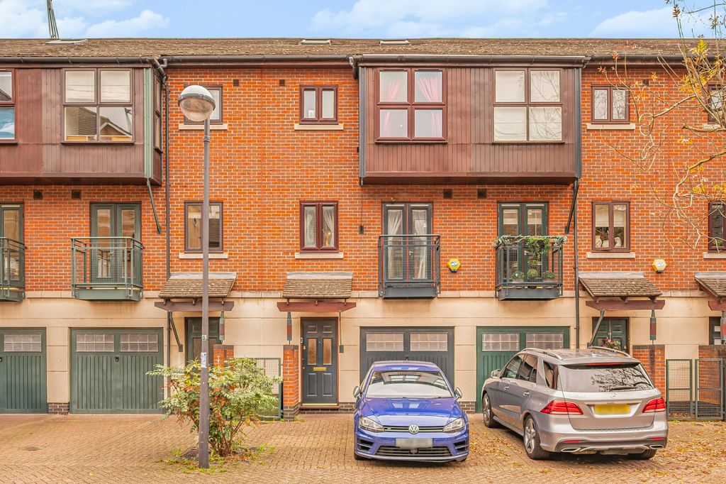 Property photo 3 of 15