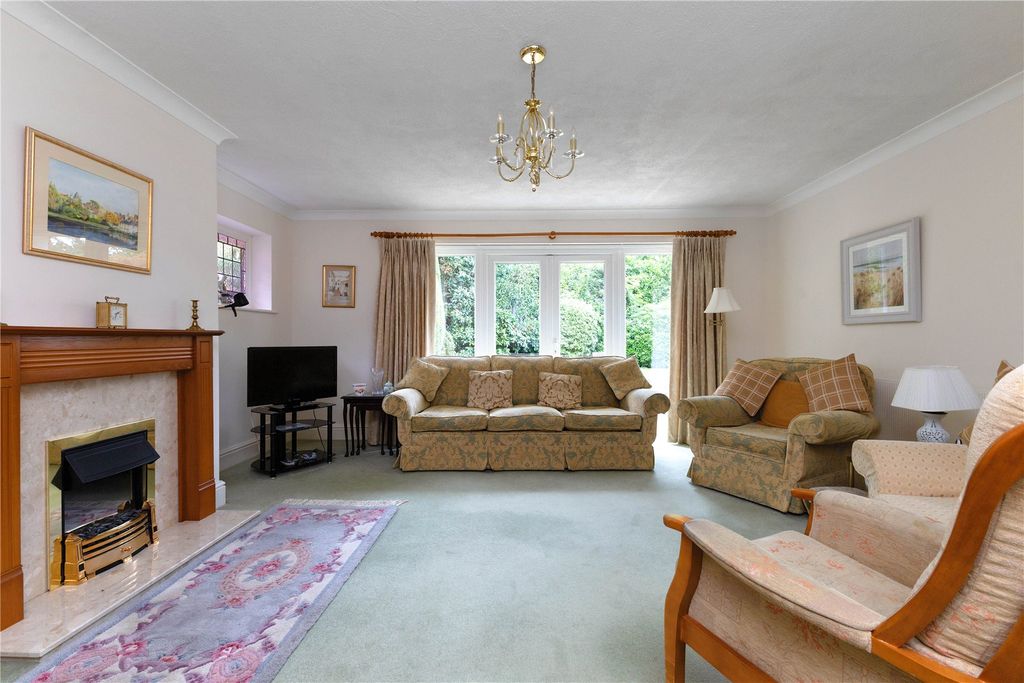 Property photo 3 of 19 Picture No. 16