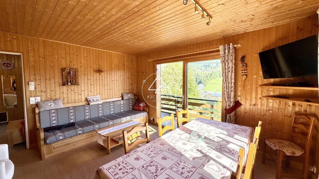 Property photo 2 of 39