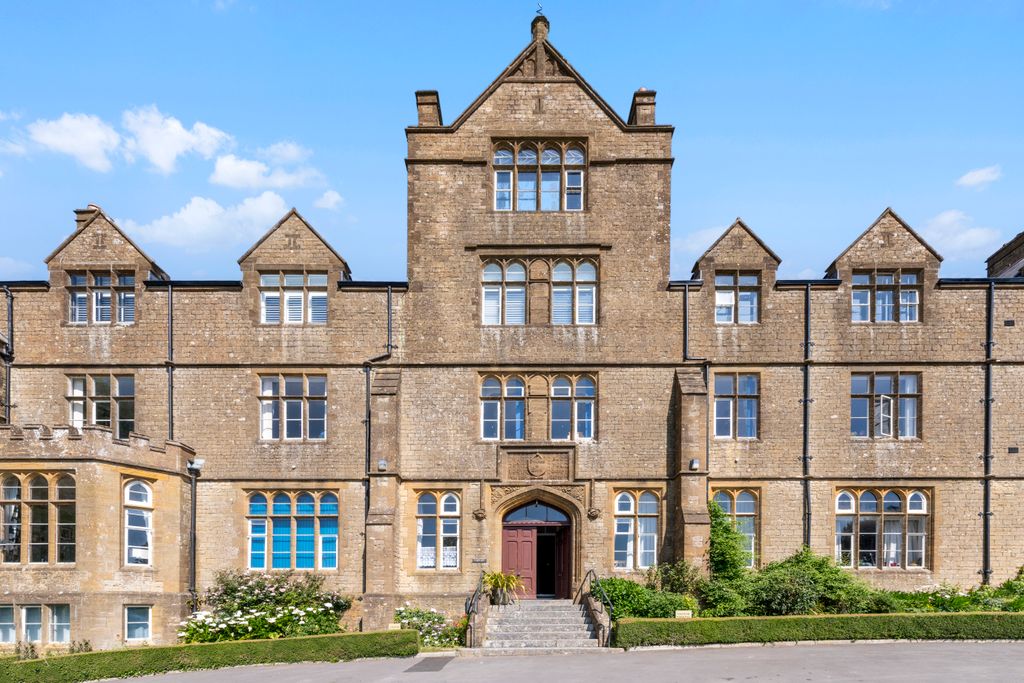 Property photo 3 of 30