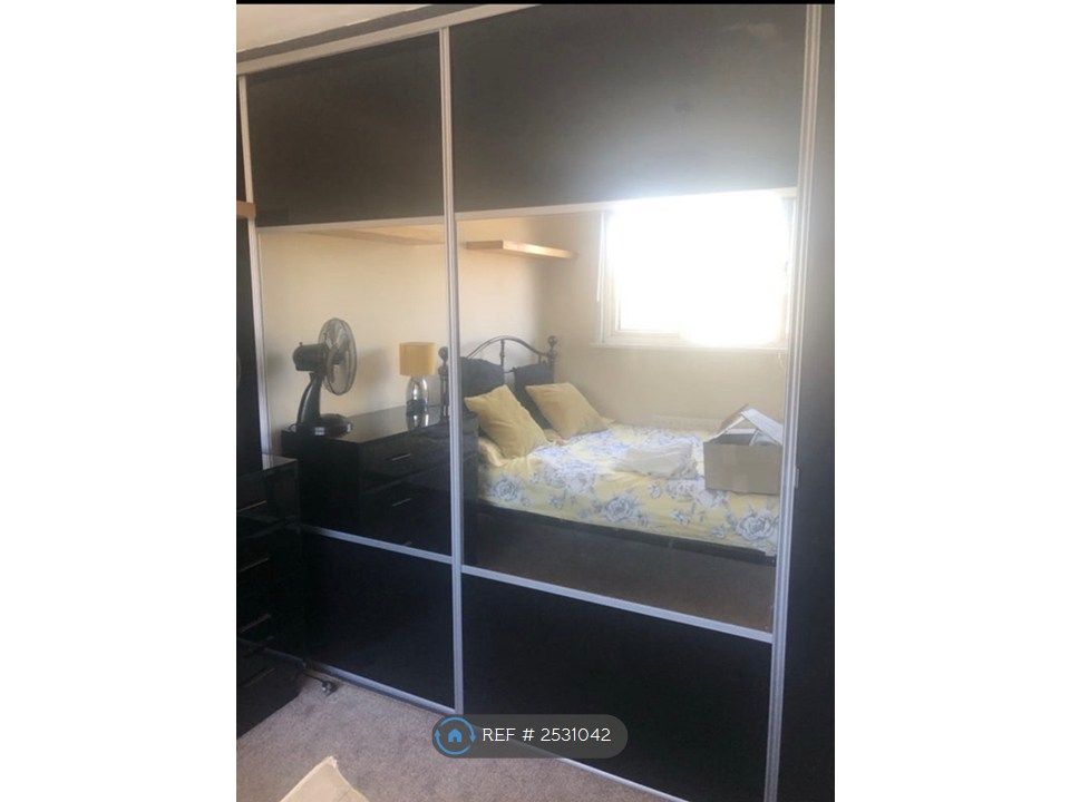 Property photo 2 of 2