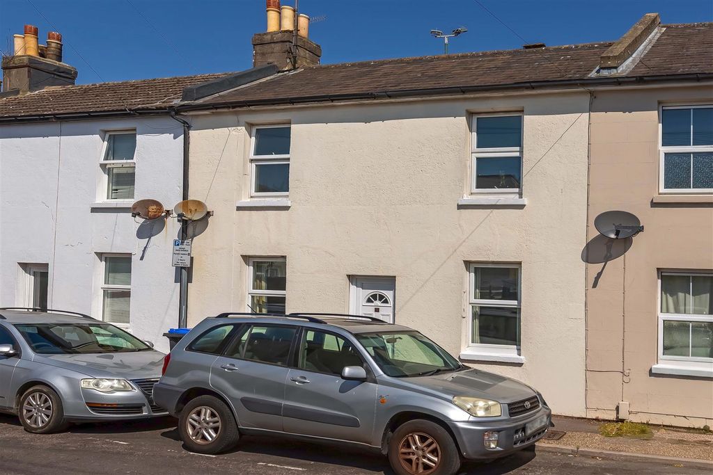 Property photo 1 of 13 Station Rd_17.Jpg