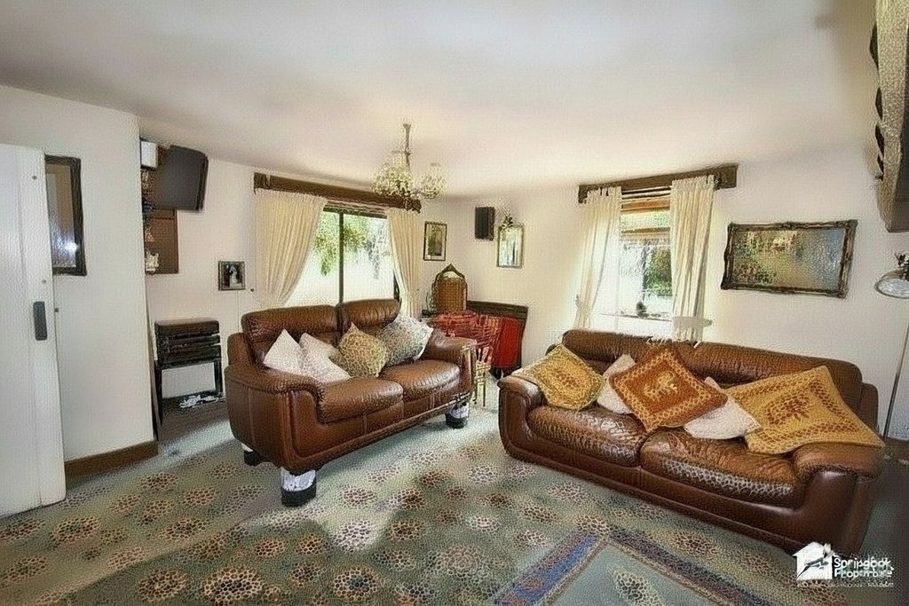 Property photo 3 of 20 Image 2