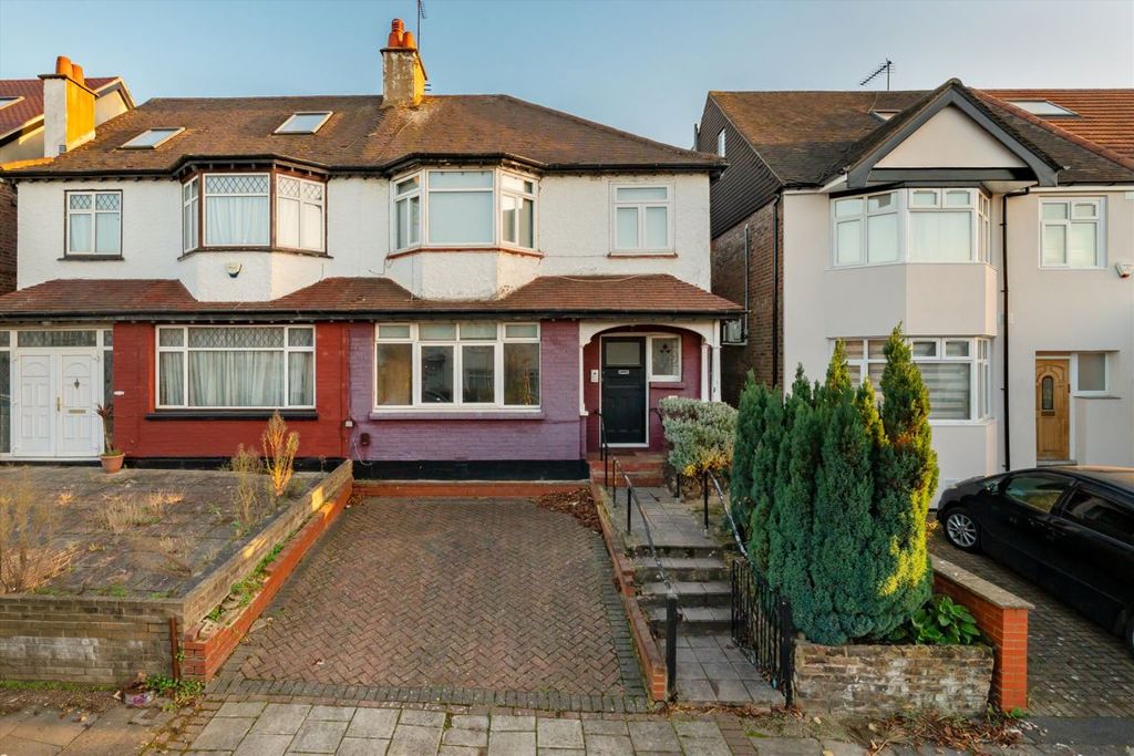 Property photo 1 of 6