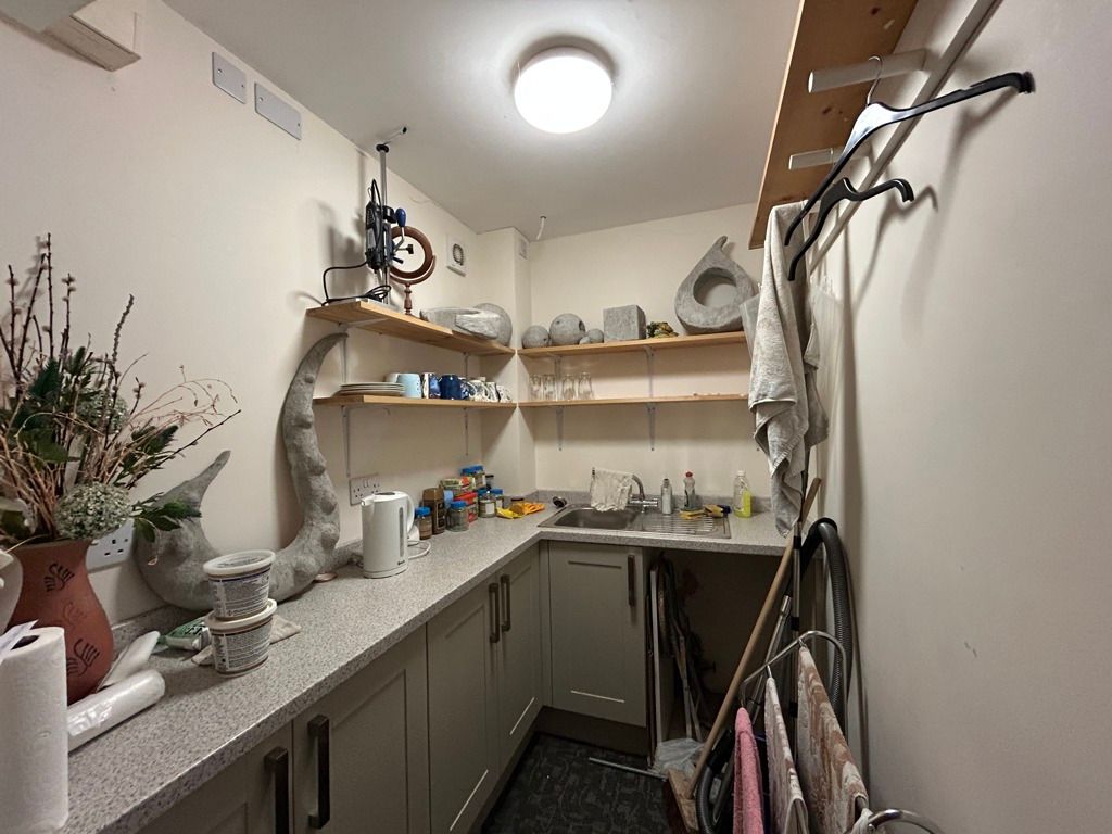 Property photo 2 of 11 Photo 1