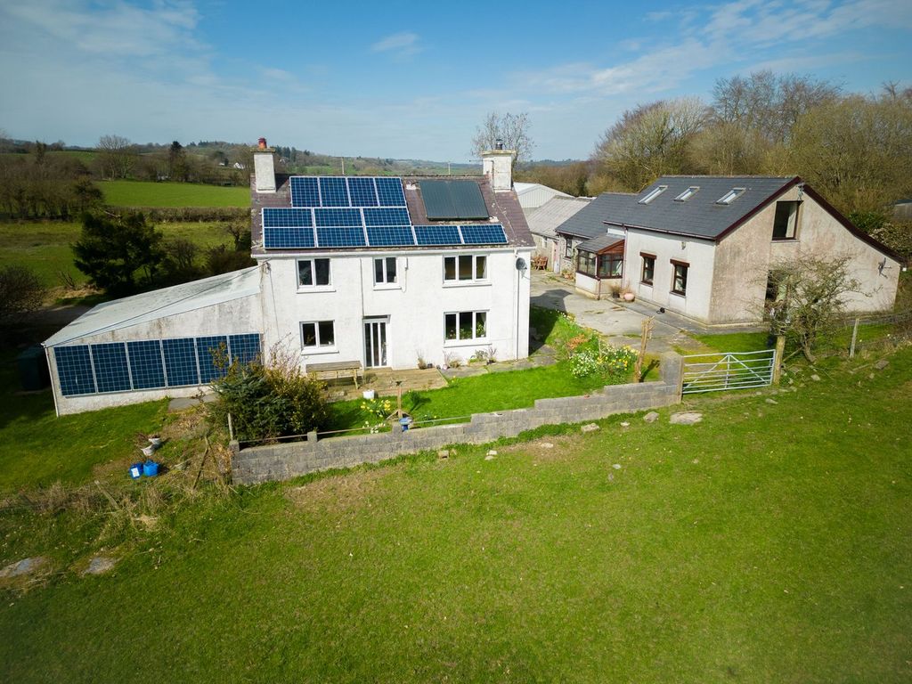 Property photo 2 of 48