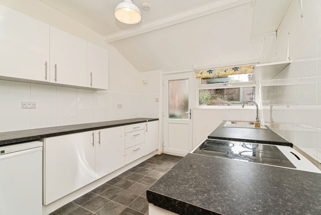 Property photo 3 of 16 Pbox-Img.Jpg