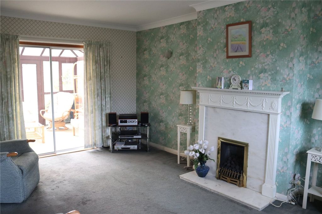 Property photo 3 of 18 Picture No. 16