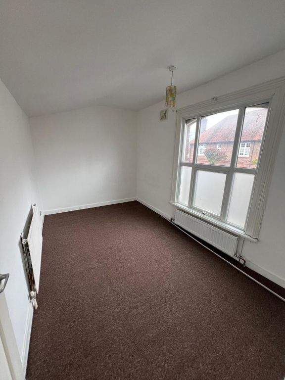 Property photo 3 of 4