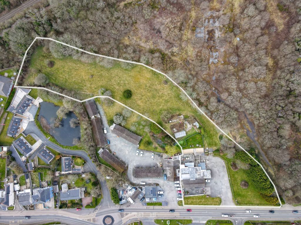 Property photo 1 of 30