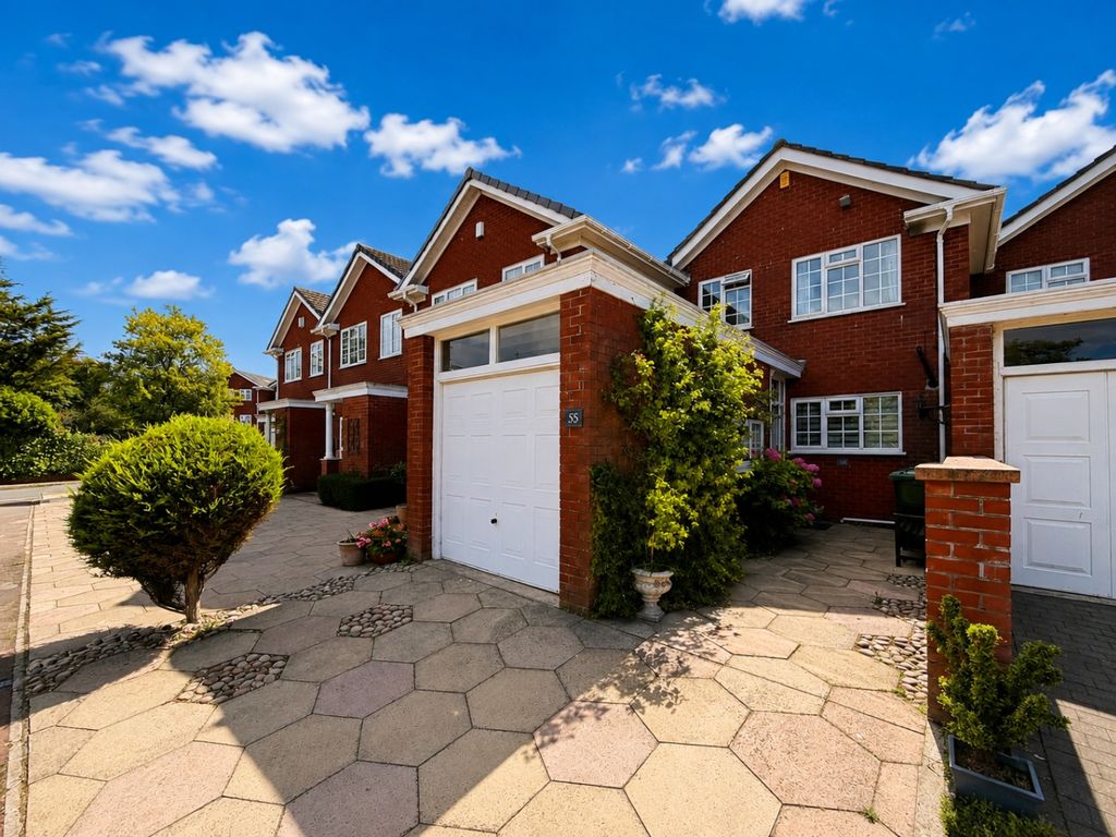 Property photo 2 of 22 5382922