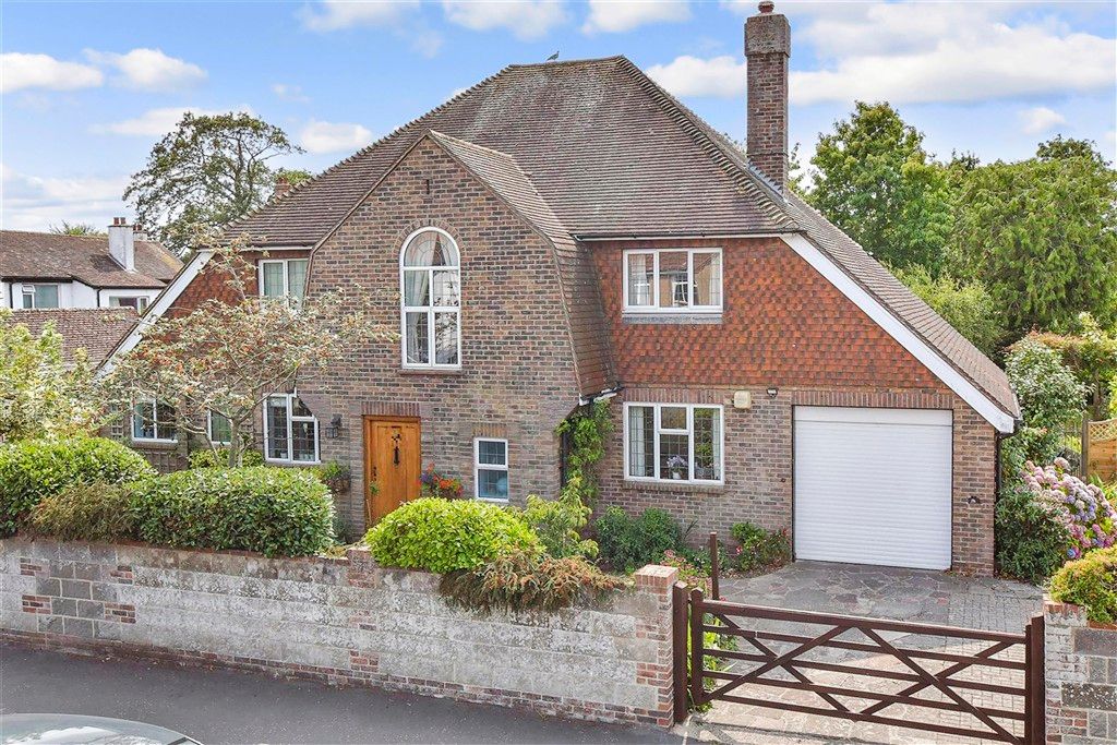 Property photo 1 of 18 External (Web)