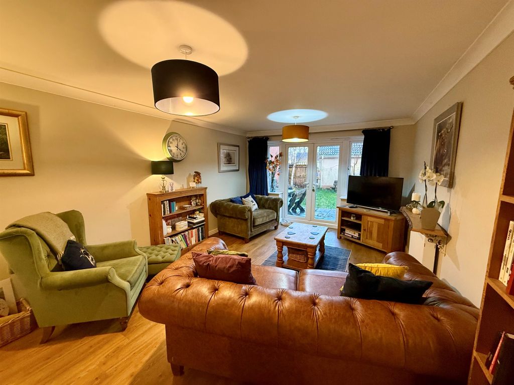 Property photo 3 of 16