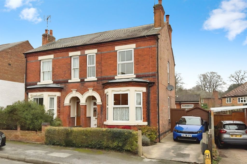 Property photo 1 of 27 (Main)