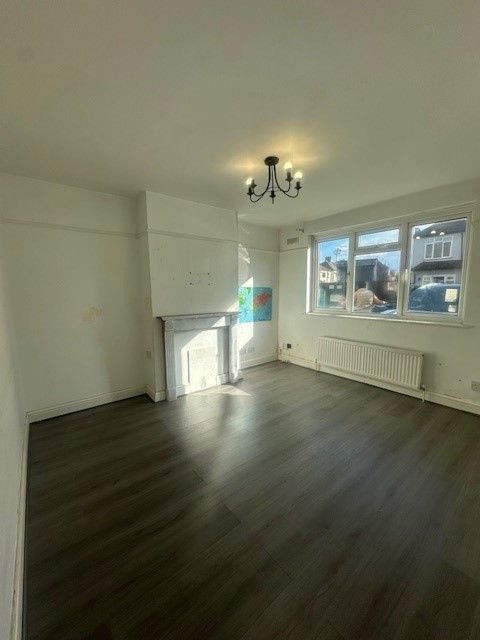 Property photo 3 of 3