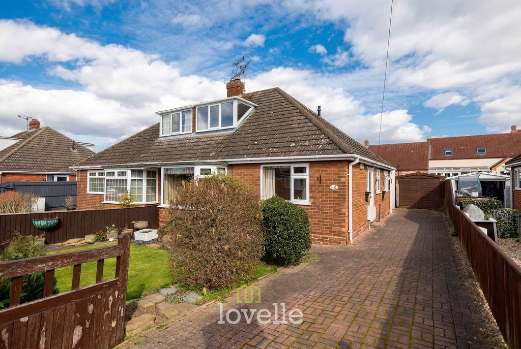 Property photo 1 of 21