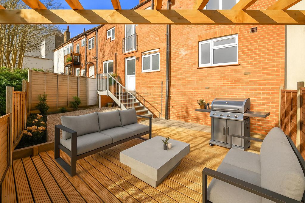 Property photo 1 of 9 Rear Garden