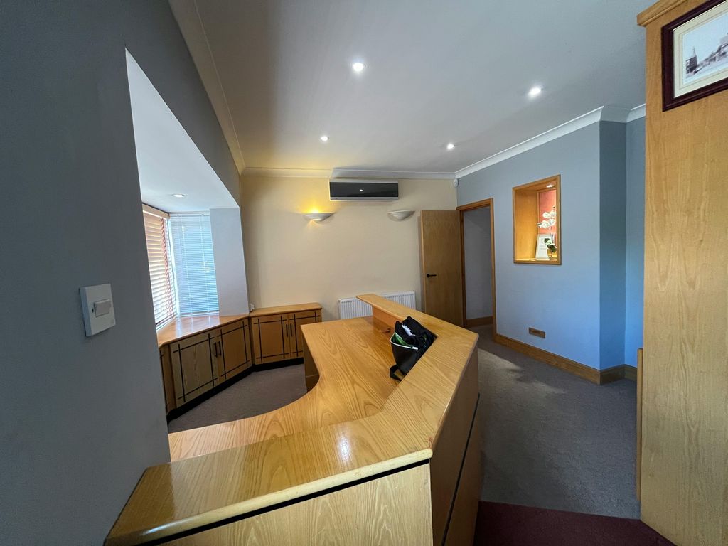 Property photo 3 of 4 Web Img_0686.Jpg