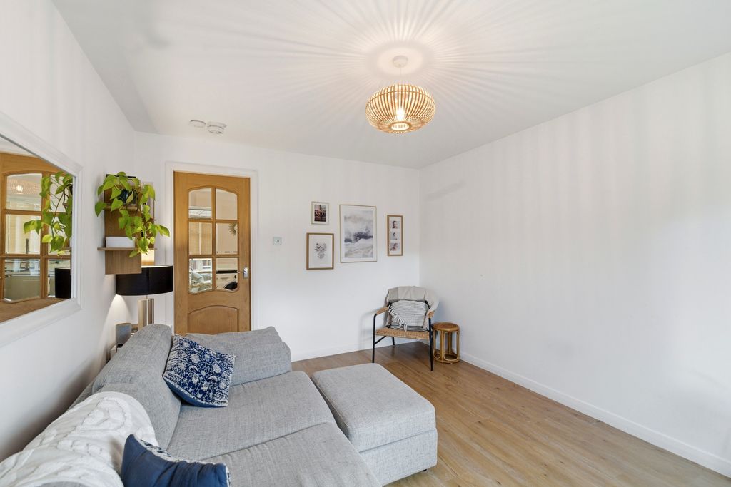 Property photo 2 of 26 Property Image 2