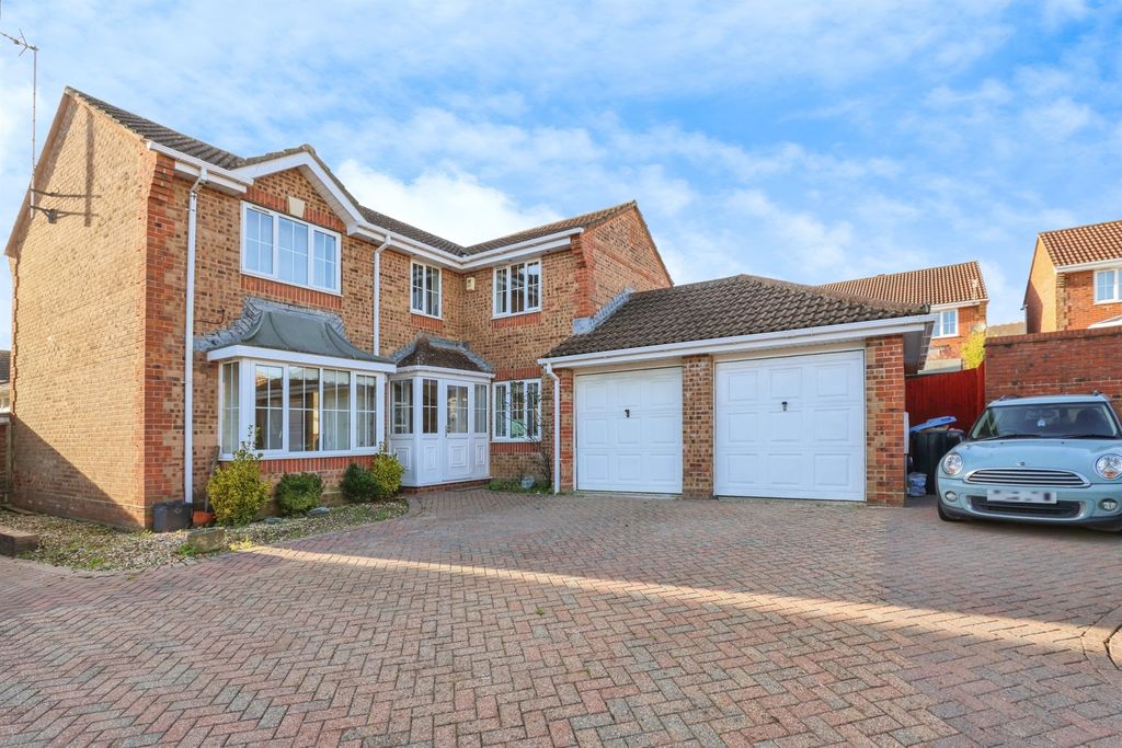 Property photo 1 of 19