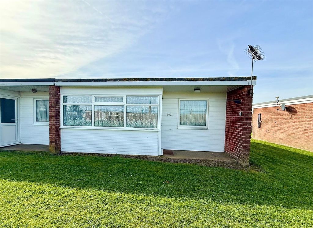 Property photo 1 of 8 Front View