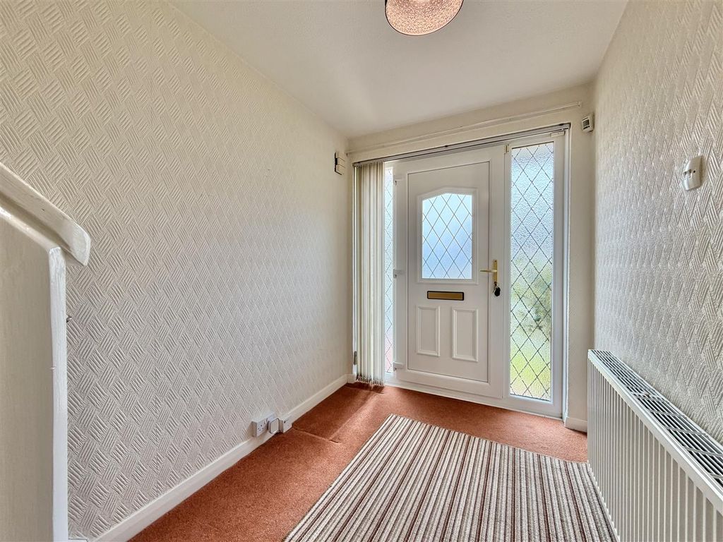 Property photo 2 of 17 Hall
