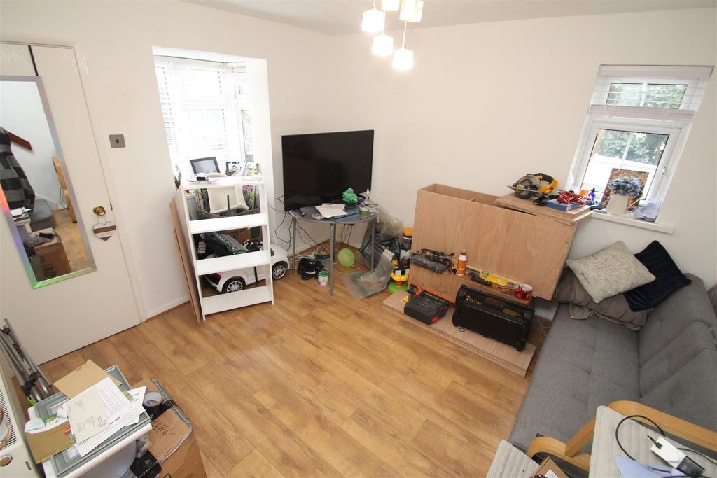Property photo 3 of 6 Img_9919.Jpg