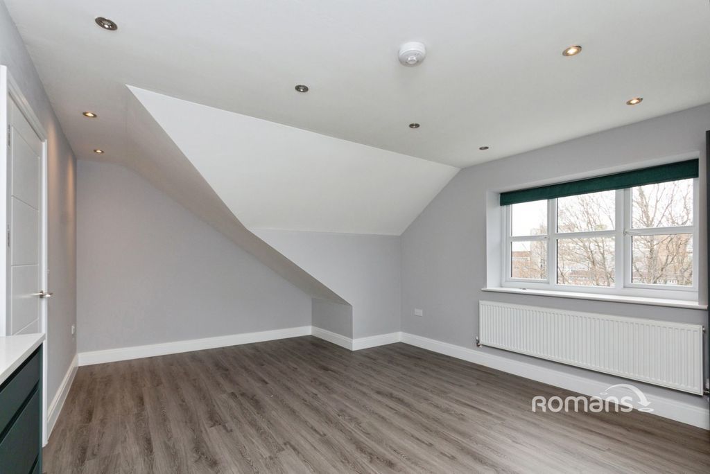 Property photo 1 of 9 Pbox-Img.Jpg