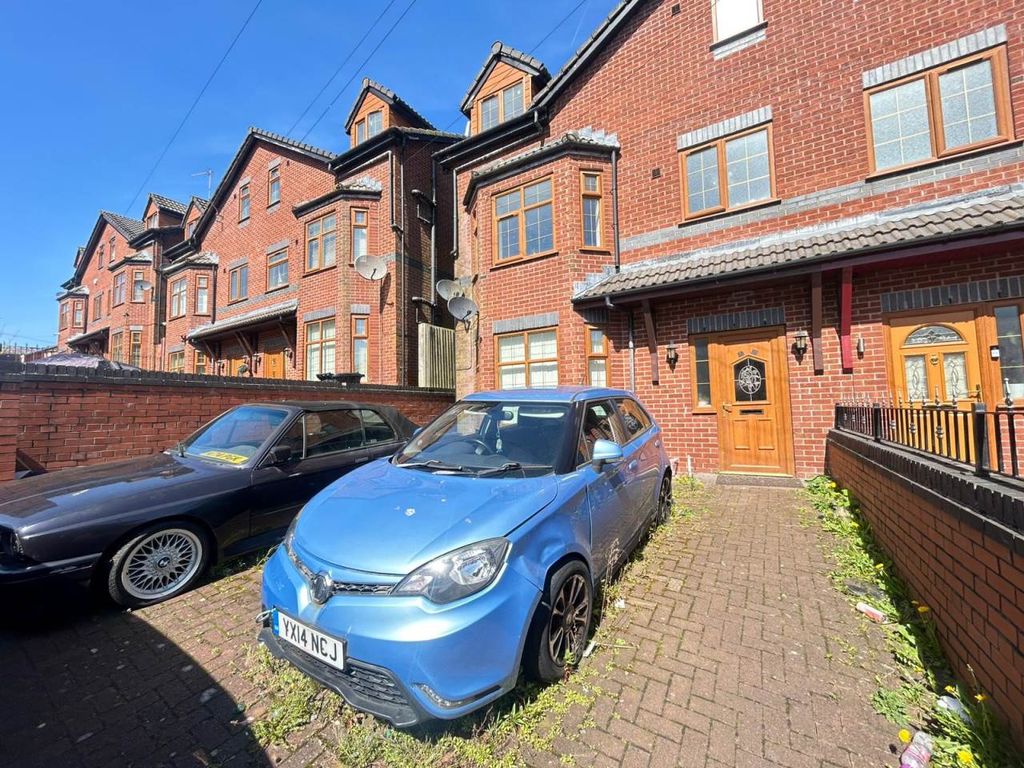 Property photo 1 of 35 Whatsapp Image 2026-04-22 At 14