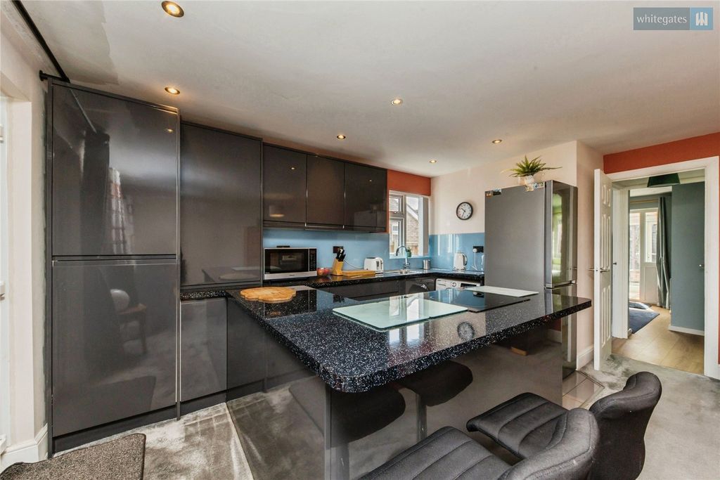 Property photo 2 of 14 Picture No. 06