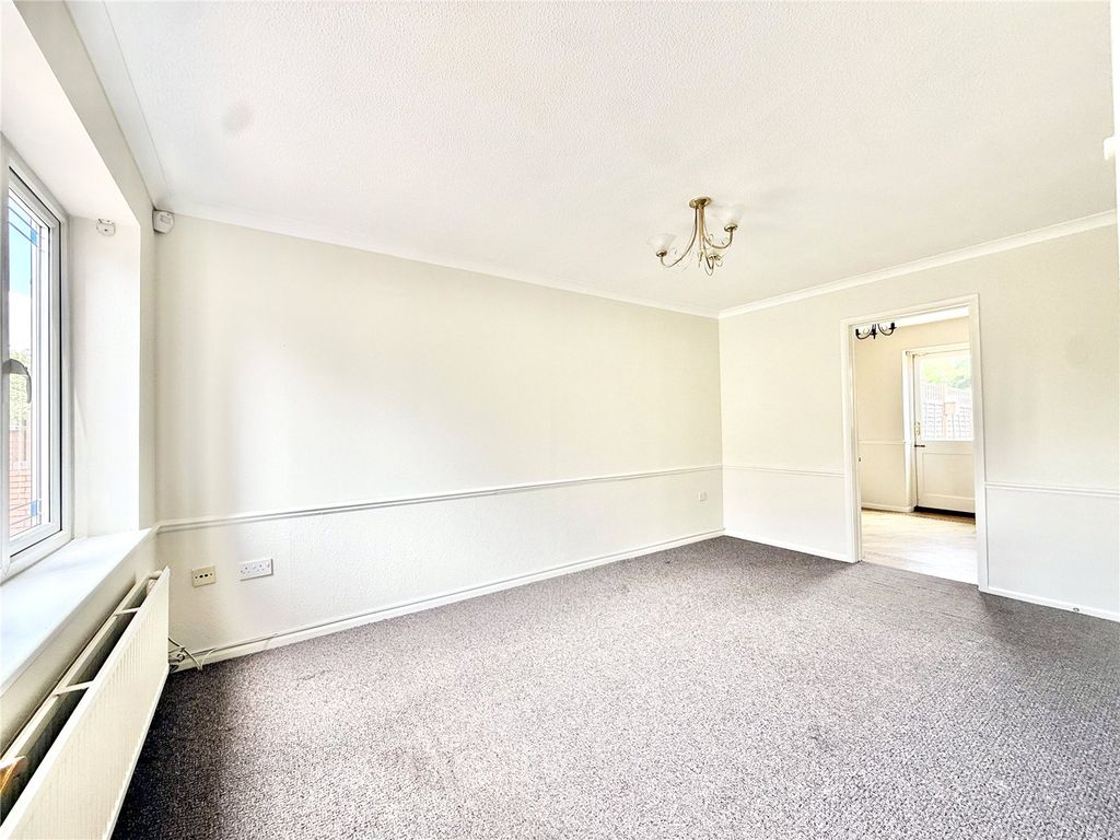 Property photo 2 of 12 Picture No. 01