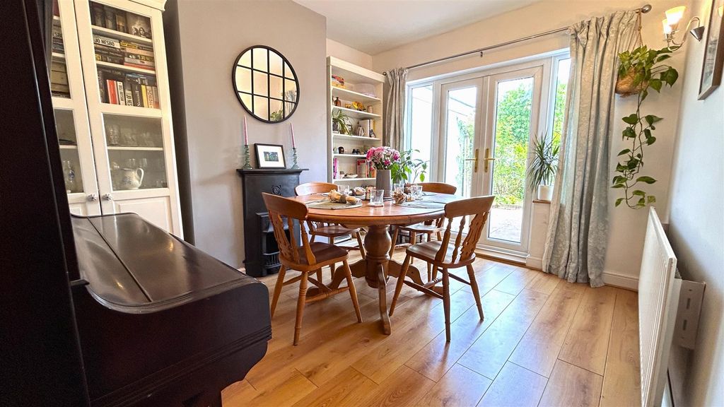 Property photo 3 of 13 12.Jpg