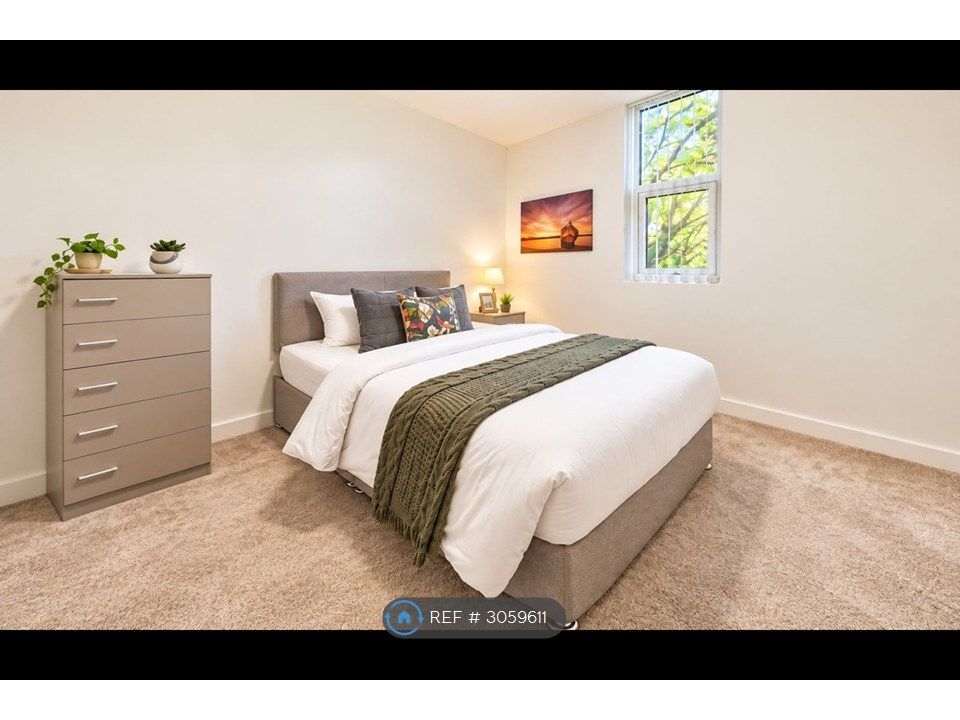 Property photo 1 of 3