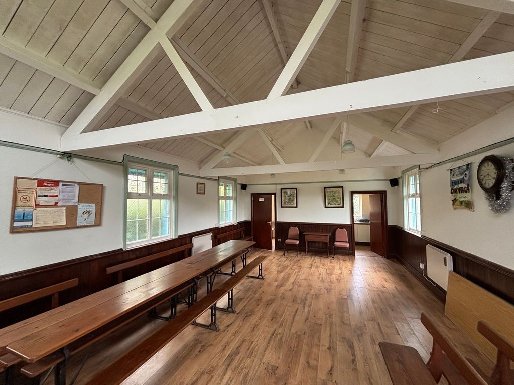 Property photo 2 of 4