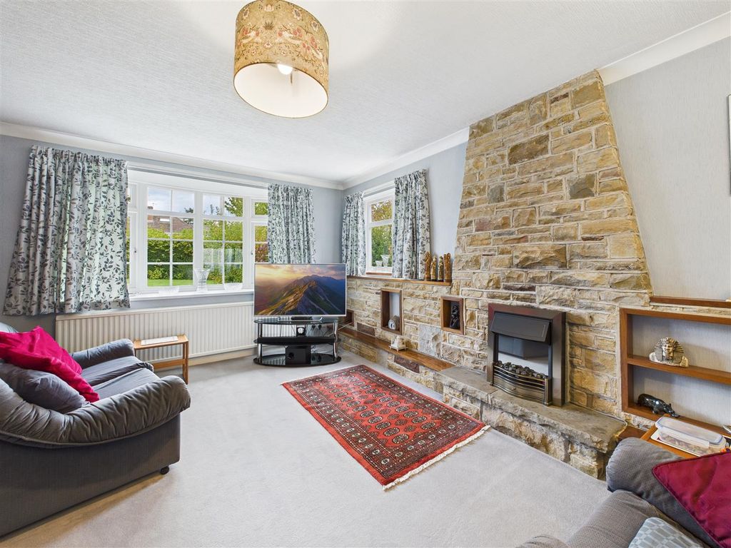 Property photo 3 of 23 Cam05476G0-Pr0067-Still016.Jpg