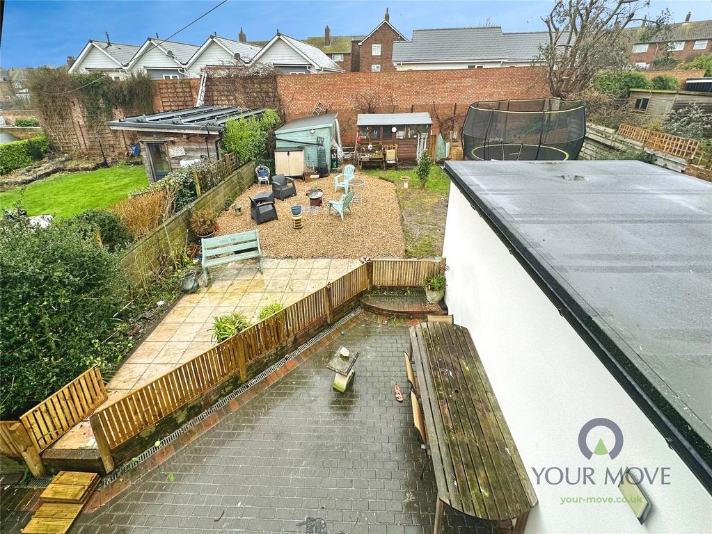 Property photo 2 of 29 Garden