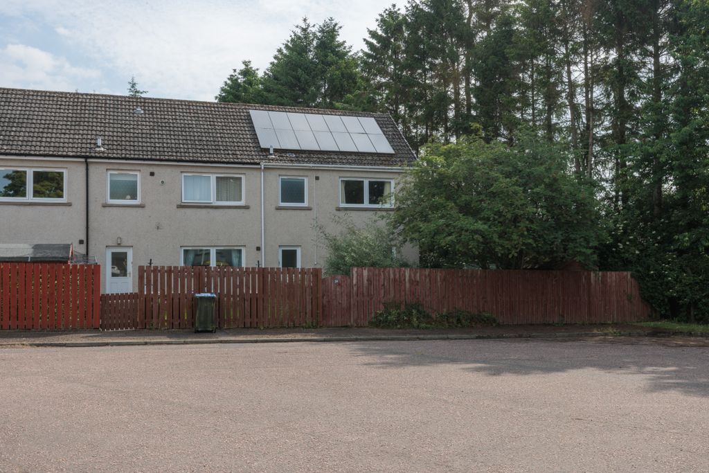 Property photo 3 of 13