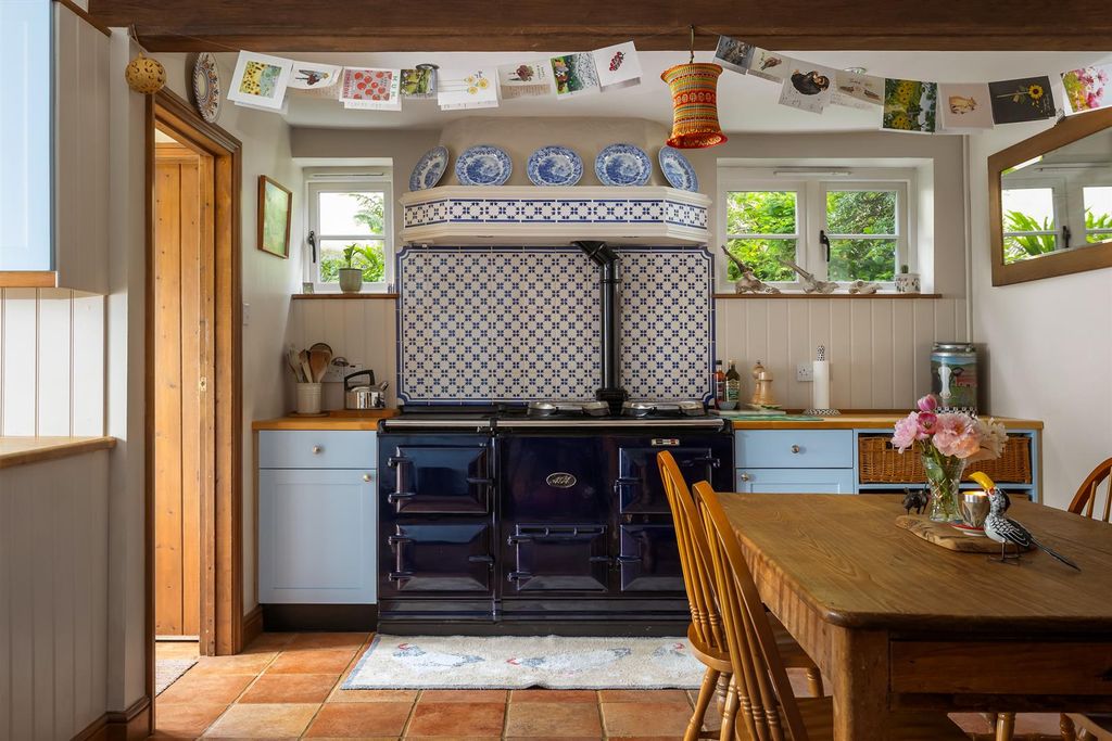 Property photo 2 of 39 33 - Old Prices - Gl54 4Aa - Web.Jpg