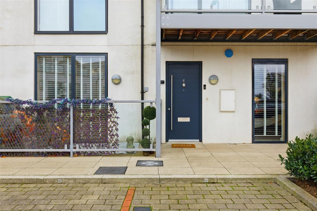 Property photo 1 of 20 Img_2134.Jpg