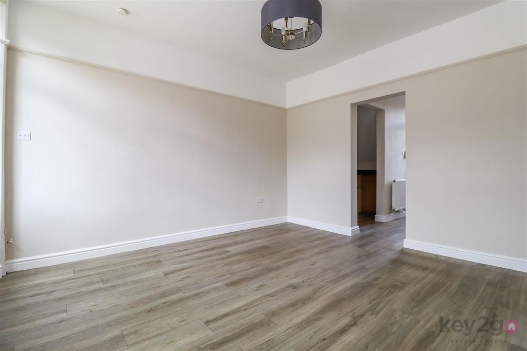 Property photo 3 of 16 Img_8723.Jpg
