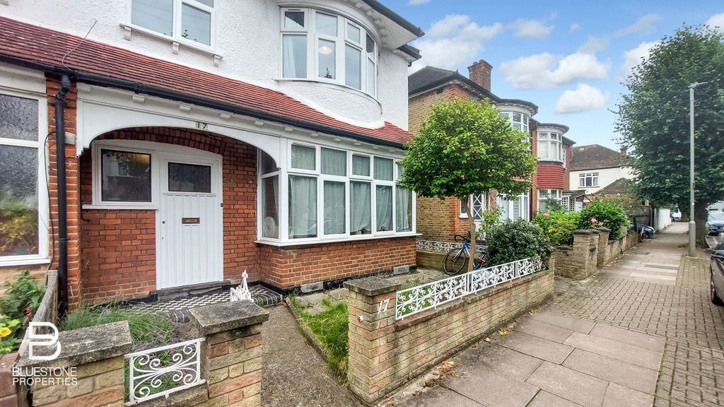 Property photo 1 of 36