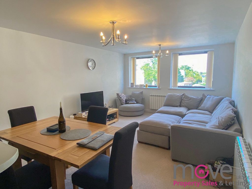 Property photo 2 of 8 Photo 11