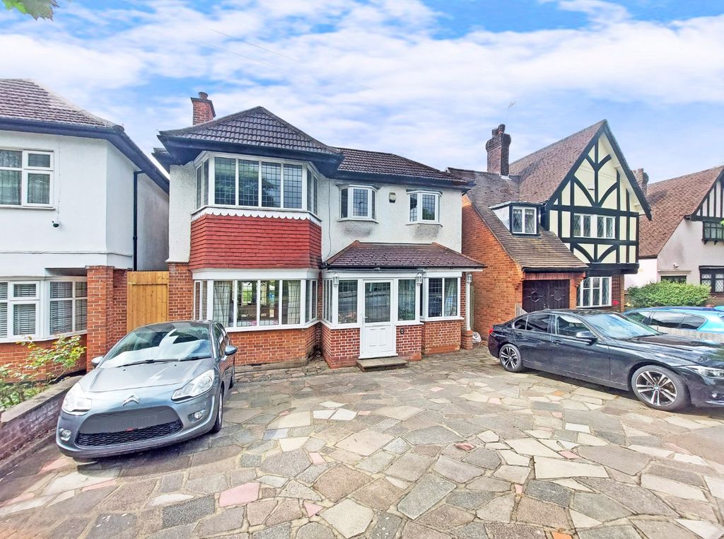 Property photo 1 of 27 5204450